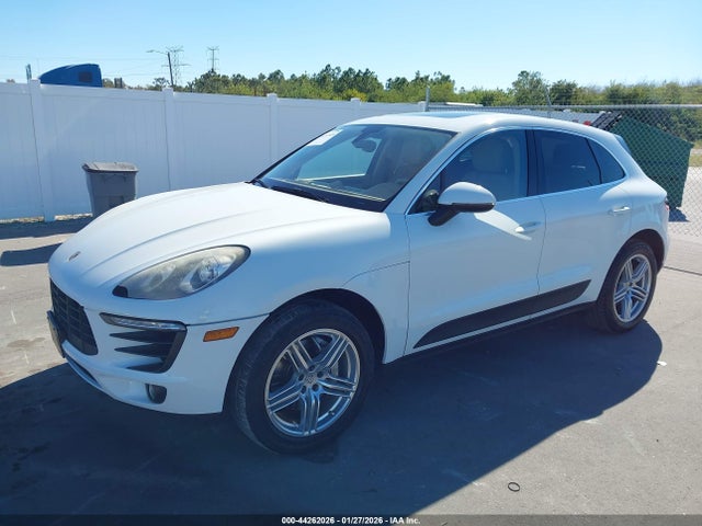 2015 PORSCHE MACAN WP1AB2A53FLB68032 Photo 1