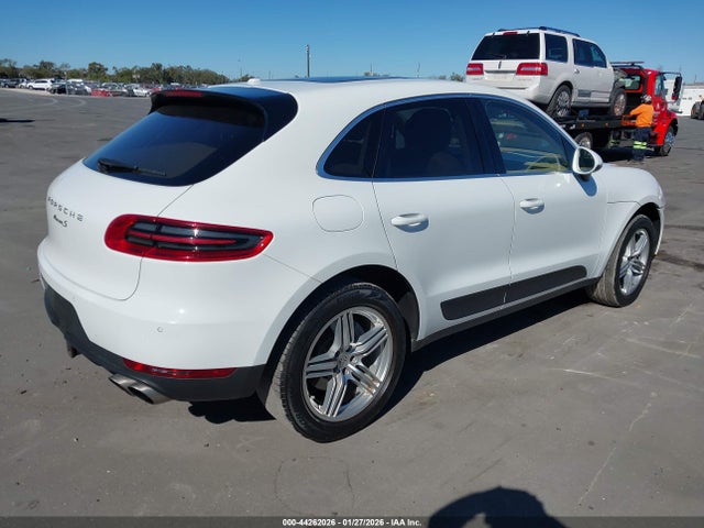 2015 PORSCHE MACAN WP1AB2A53FLB68032 Photo 3