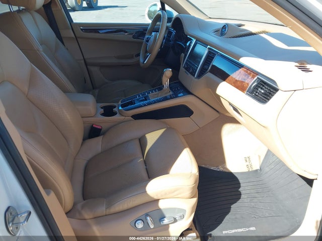 2015 PORSCHE MACAN WP1AB2A53FLB68032 Photo 4