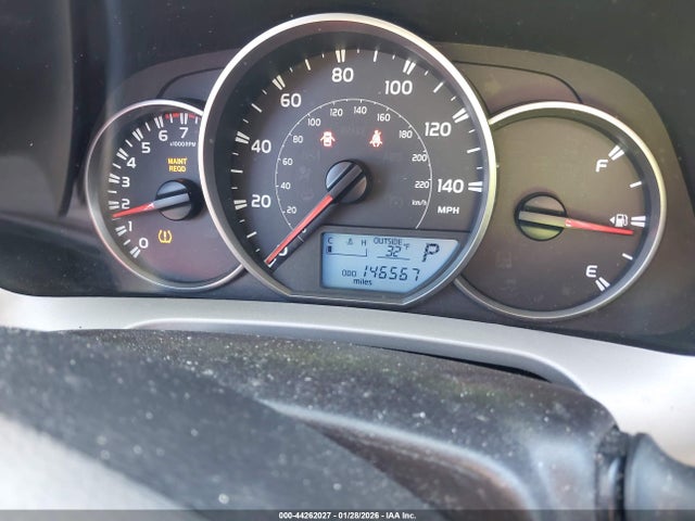 2T3ZFREV5GW243727 Toyota RAV4 LE