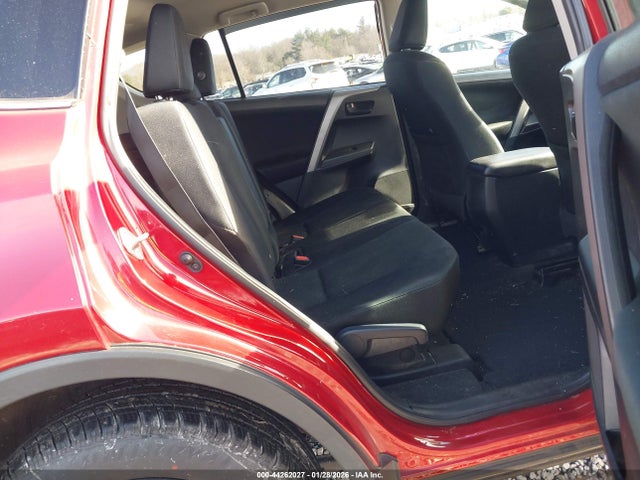 2T3ZFREV5GW243727 Toyota RAV4 LE