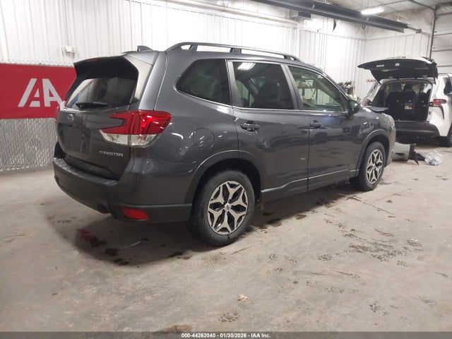 2022 SUBARU FORESTER JF2SKAEC1NH416421 Photo 3