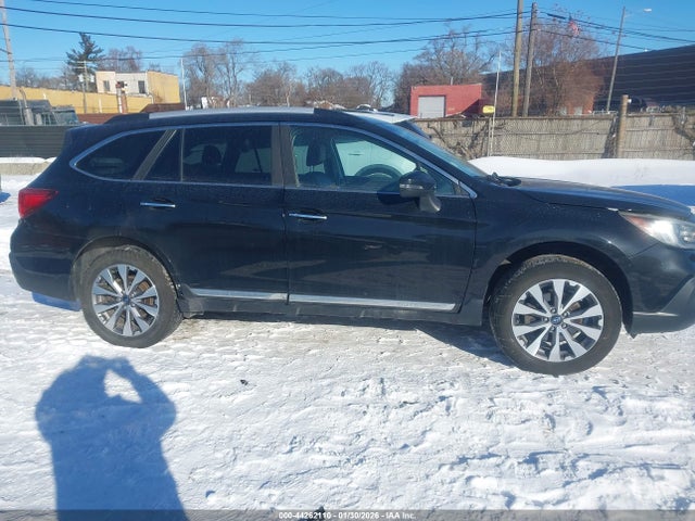 Продажа на аукционе авто 2019 Subaru Outback 3.6r Touring, vin: 4S4BSETC1K3250558, номер лота: 44262110