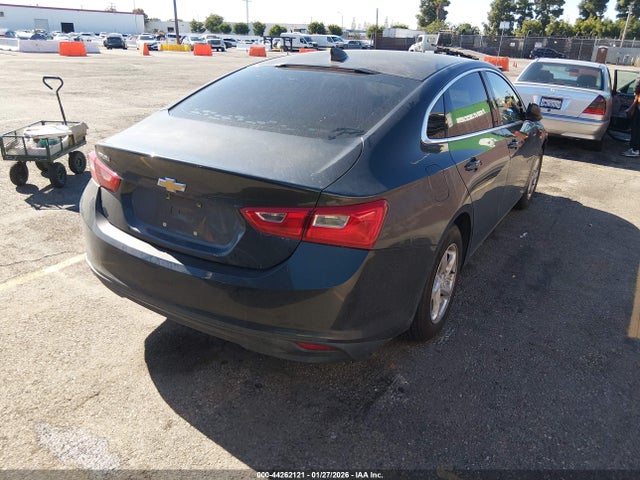 1G1ZC5ST5HF261239 Chevrolet Malibu 1fl