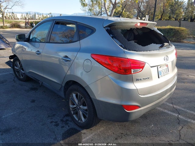 KM8JT3AFXFU100071 Hyundai TUCSON GLS