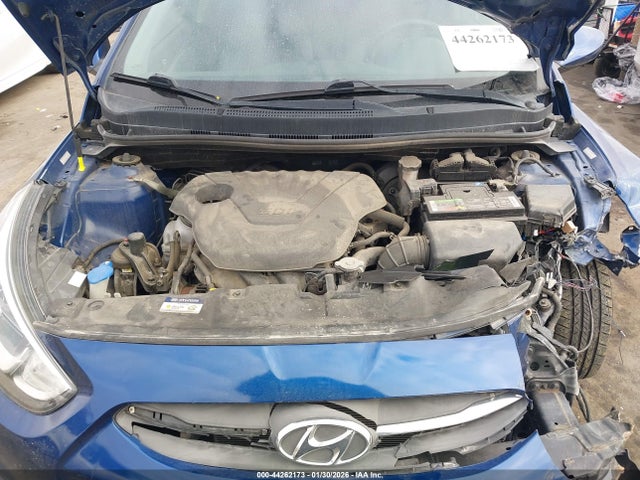 KMHCT4AE5HU318203 Hyundai ACCENT SE