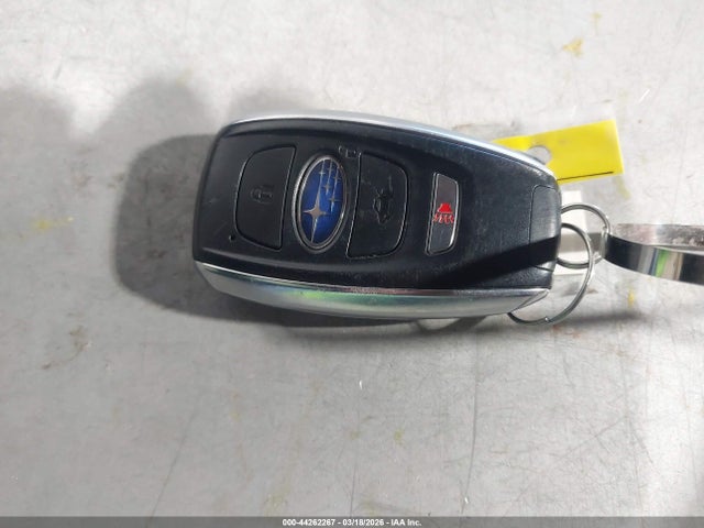 Продаж на аукціоні авто 2021 Subaru Crosstrek Premium, vin: JF2GTAEC1MH380800, номер лоту: 44262267