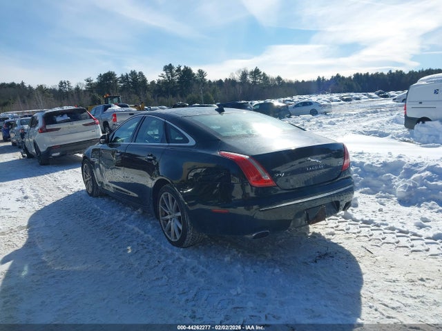 2013 JAGUAR XJ SAJWJ1CD7D8V52714 Photo 2
