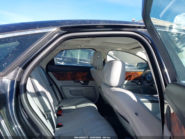 2013 JAGUAR XJ SAJWJ1CD7D8V52714 Photo 7