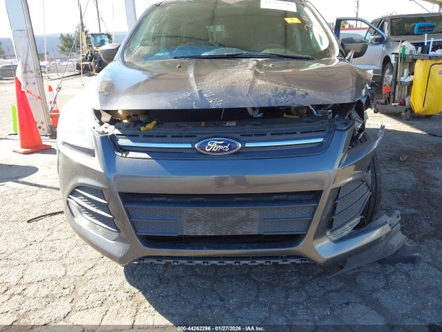 1FMCU0GX8FUA63025 Ford ESCAPE SE