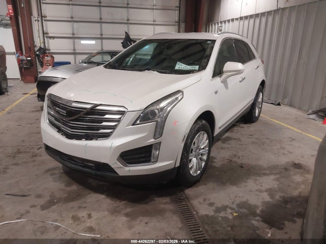 2017 CADILLAC XT5 1GYKNARS1HZ198576 Photo 1