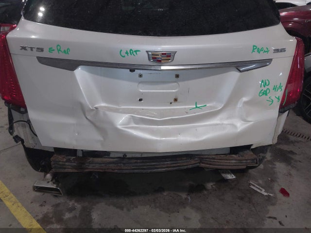 2017 CADILLAC XT5 1GYKNARS1HZ198576 Photo 5