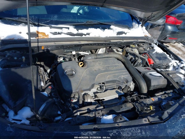 1G1ZD5STXLF089747 Chevrolet Malibu Fwd Lt