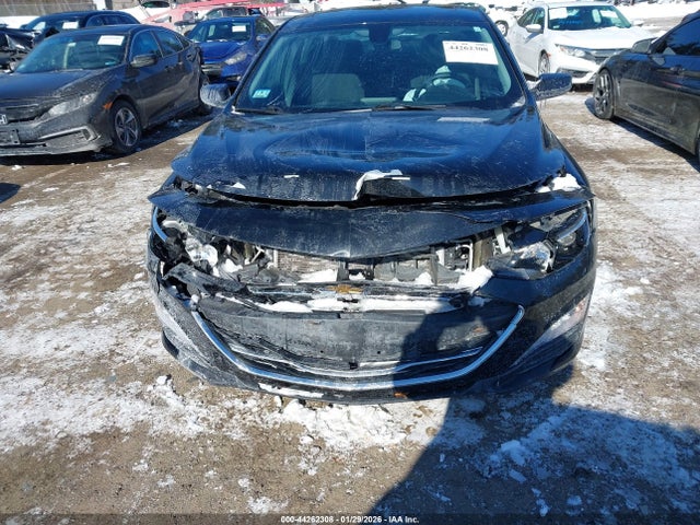 1G1ZD5STXLF089747 Chevrolet Malibu Fwd Lt