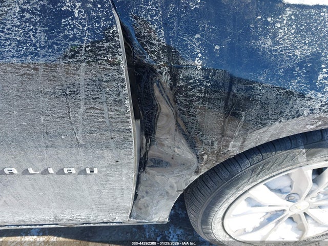 1G1ZD5STXLF089747 Chevrolet Malibu Fwd Lt