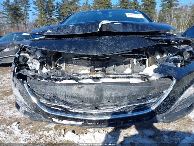 1G1ZD5STXLF089747 Chevrolet Malibu Fwd Lt