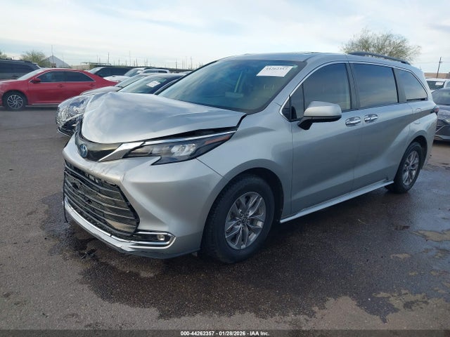 5TDYRKEC7RS211004 Toyota SIENNA XLE
