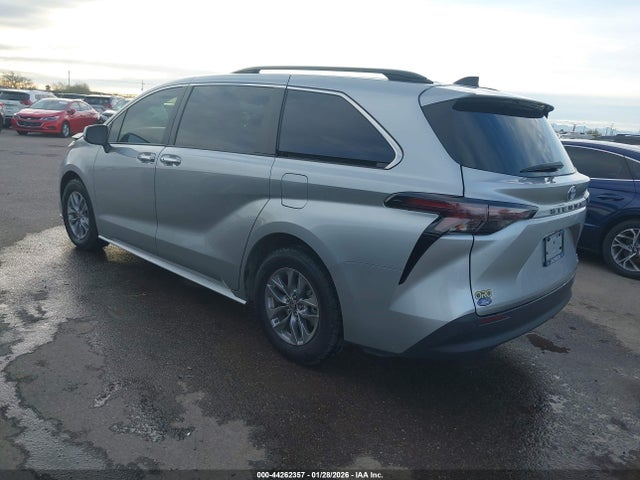 5TDYRKEC7RS211004 Toyota SIENNA XLE