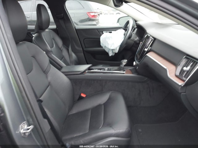 2021 VOLVO S60 7JR102FK2MG093210 Photo 4