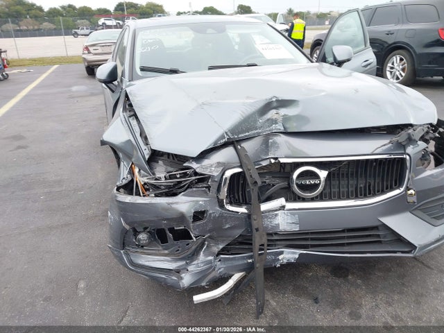 2021 VOLVO S60 7JR102FK2MG093210 Photo 5