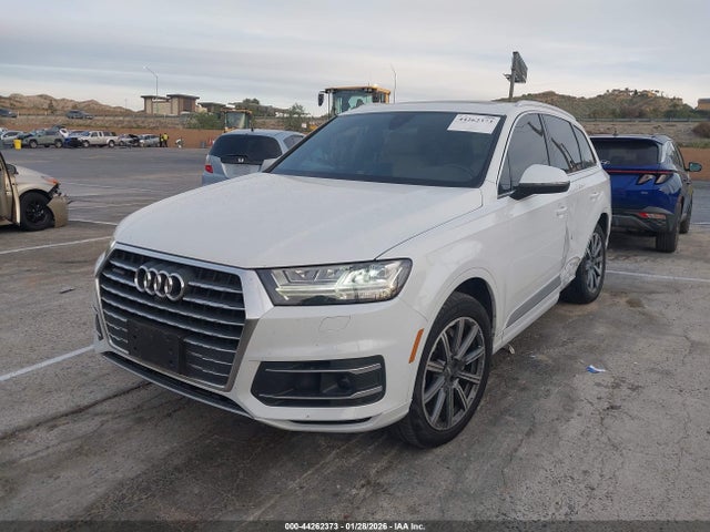 WA1LAAF72JD036961 Audi Q7 3.0t Premium