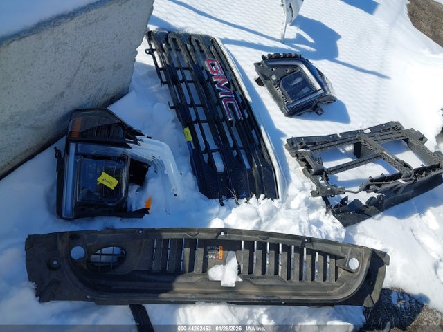 Продаж на аукціоні авто 2025 Gmc Sierra 1500 4wd  Short Box Elevation With 3sb, vin: 1GTUUCED7SZ253981, номер лоту: 44262453