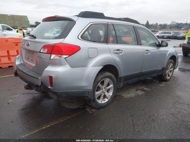 4S4BRCAC9E3325806 Subaru Outback 2.5i