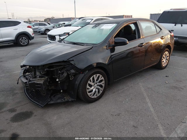 2T1BURHE2KC156146 Toyota COROLLA LE