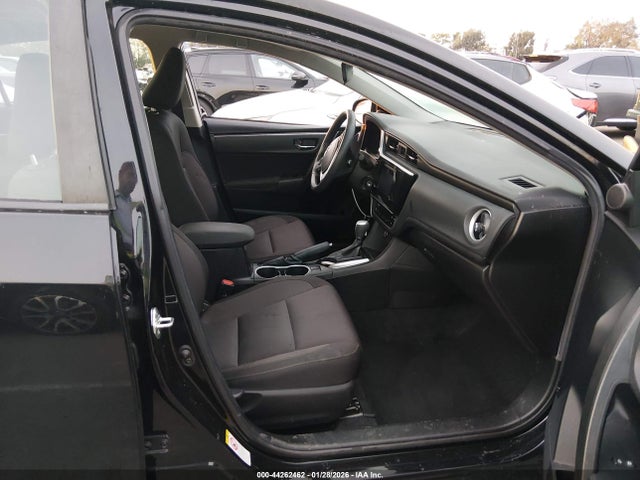 2T1BURHE2KC156146 Toyota COROLLA LE