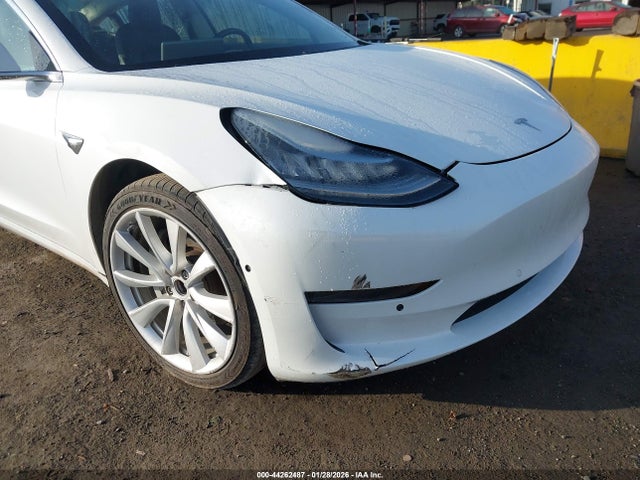 2018 TESLA MODEL 3 5YJ3E1EA5JF049140 Photo 5