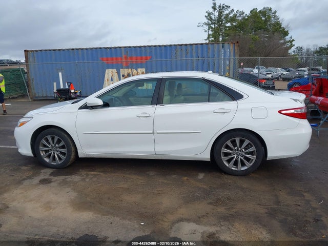 Toyota CAMRY XLE 2016 4T4BF1FK7GR554677 Image 14
