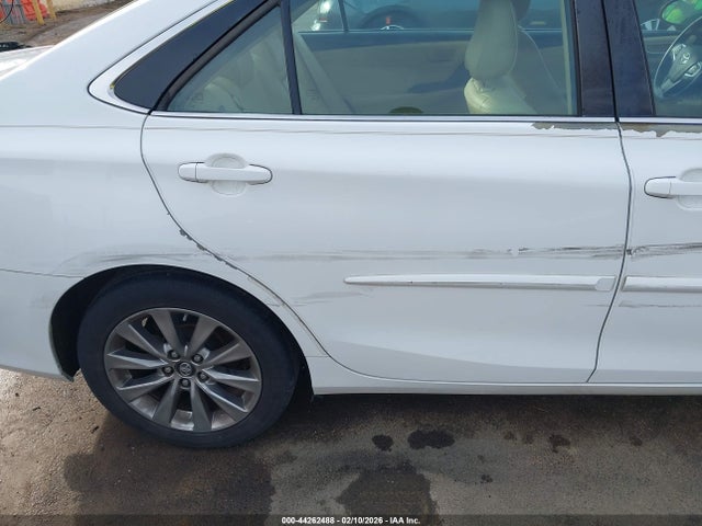 Toyota CAMRY XLE 2016 4T4BF1FK7GR554677 Image 19