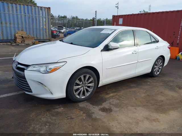 Toyota CAMRY XLE 2016 4T4BF1FK7GR554677 Image 2