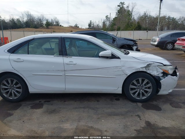 Toyota CAMRY XLE 2016 4T4BF1FK7GR554677 Image 6
