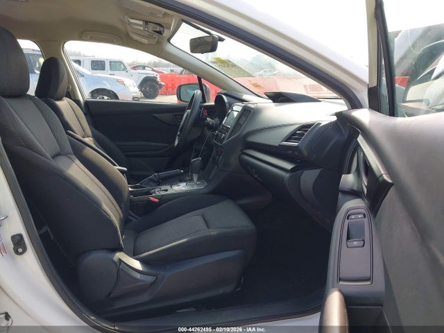 Продаж на аукціоні авто 2018 Subaru Impreza 2.0i Premium, vin: 4S3GTAB67J3710087, номер лоту: 44262495