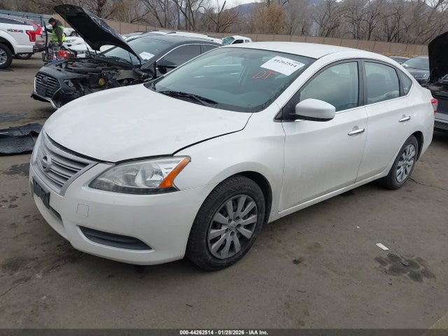 3N1AB7AP0EL635767 Nissan SENTRA SV