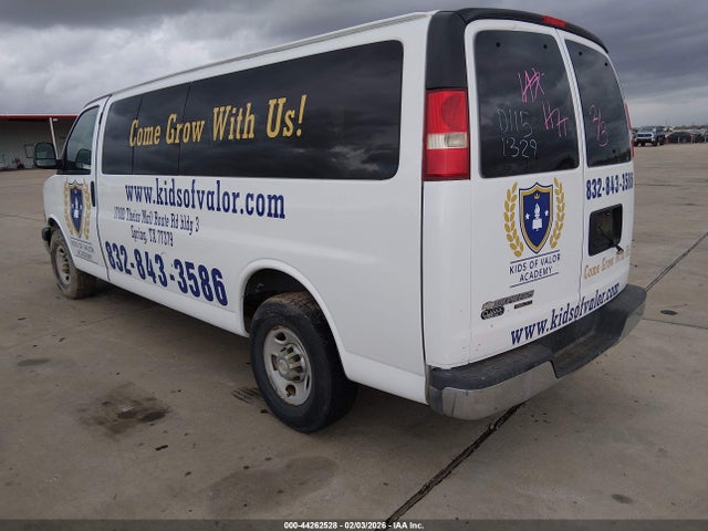 2013 CHEVROLET EXPRESS 3500 1GAZG1FG2D1151329 Photo 2