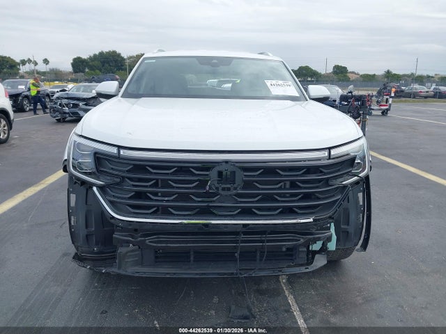 44262539 :رقم المزاد ، 1V2DE2CA8RC228454 vin ، 2024 Volkswagen Atlas Cross Sport 2.0t Se مزاد بيع