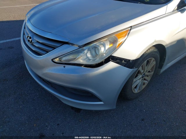5NPEB4AC4EH928940 Hyundai SONATA GLS