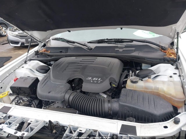 Продаж на аукціоні авто 2022 Dodge Challenger Gt Awd, vin: 2C3CDZKG9NH238808, номер лоту: 44262570