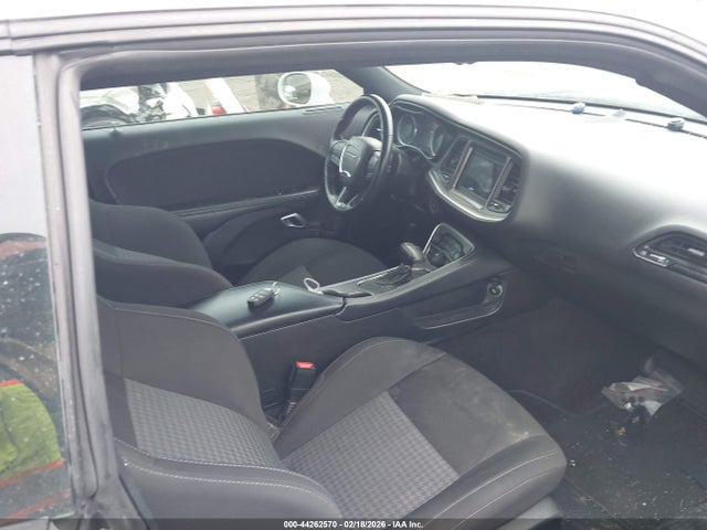Продаж на аукціоні авто 2022 Dodge Challenger Gt Awd, vin: 2C3CDZKG9NH238808, номер лоту: 44262570