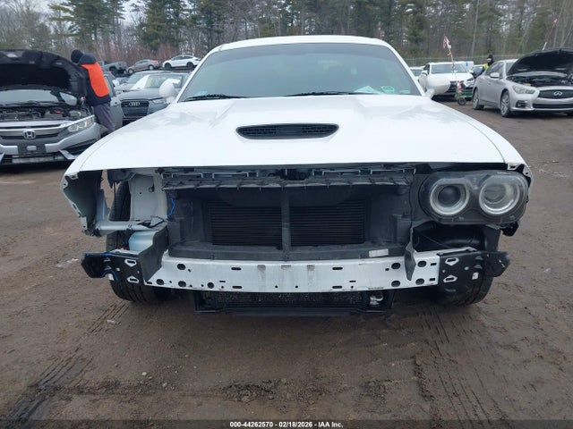 Продаж на аукціоні авто 2022 Dodge Challenger Gt Awd, vin: 2C3CDZKG9NH238808, номер лоту: 44262570