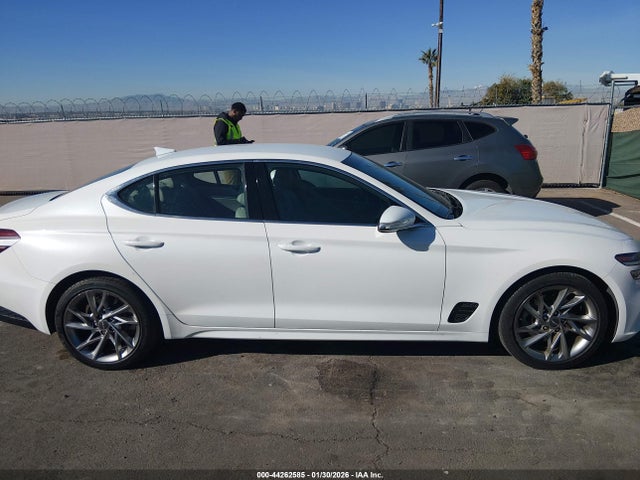 Genesis G70 2.0t Rwd 2022 KMTG34TA5NU095044 Image 13