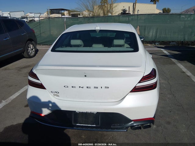 Genesis G70 2.0t Rwd 2022 KMTG34TA5NU095044 Image 16