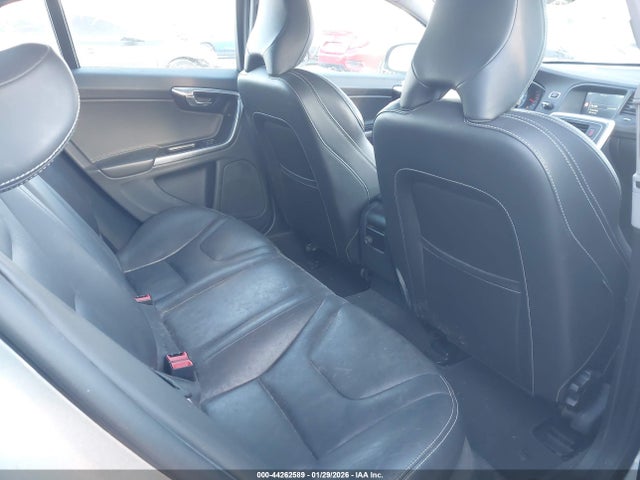 2017 VOLVO S60 YV140MTL8H2435258 Photo 7