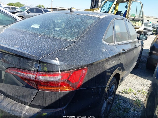 3VWC57BU8KM014927 Volkswagen Jetta 1.4t R-line/1.4t S/1.4t Se