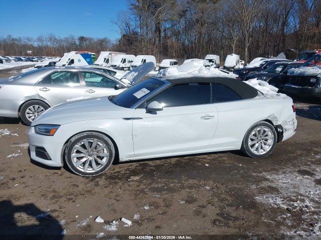 Продажа на аукционе авто 2018 Audi A5 2.0t Premium, vin: WAUWNGF57JN009755, номер лота: 44262594