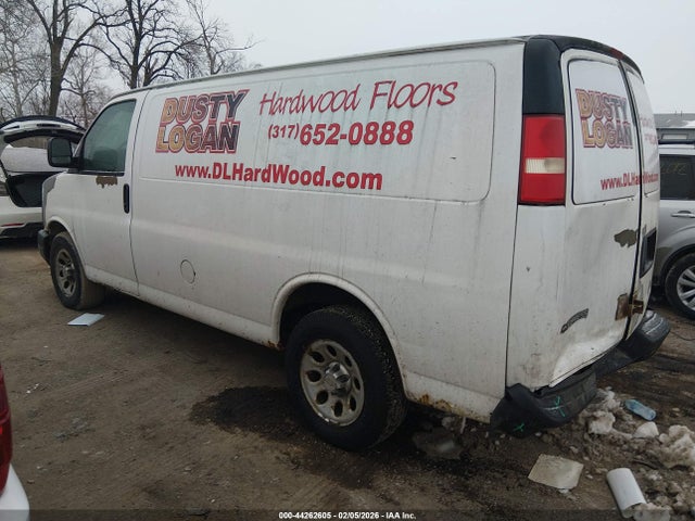 2010 CHEVROLET EXPRESS 1500 1GCUGADX7A1148331 Photo 2