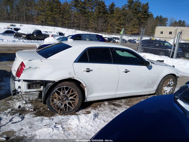 Продаж на аукціоні авто 2017 Chrysler 300 Limited Awd, vin: 2C3CCARG7HH530102, номер лоту: 44262606