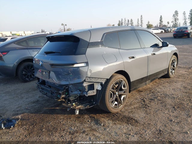 2025 BMW IX WB523CF07SCS85835 Photo 3